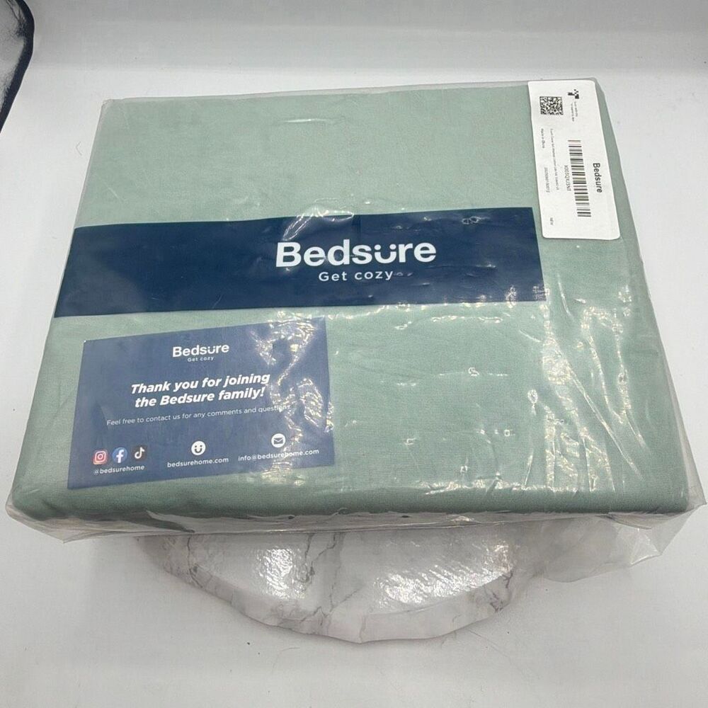 BEDSURE Olive Green King Ultra Soft Hypoallergenic Microfibr Duvet Cover Set-NEW - Picture 3 of 6